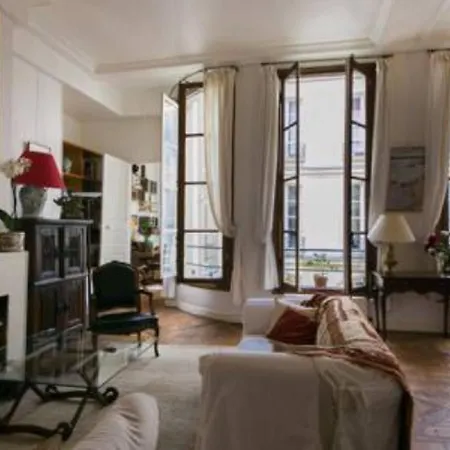 Duplex St-michel - Quartier Latin * Parigi